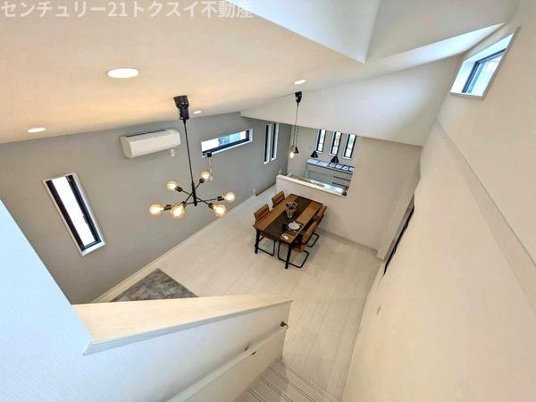 佐倉市六崎の中古一戸建て(リビング)