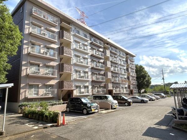 ユーカリ五番町ハイツ3号棟
