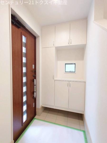 佐倉市西志津8丁目4番A号棟新築戸建全1棟(玄関)