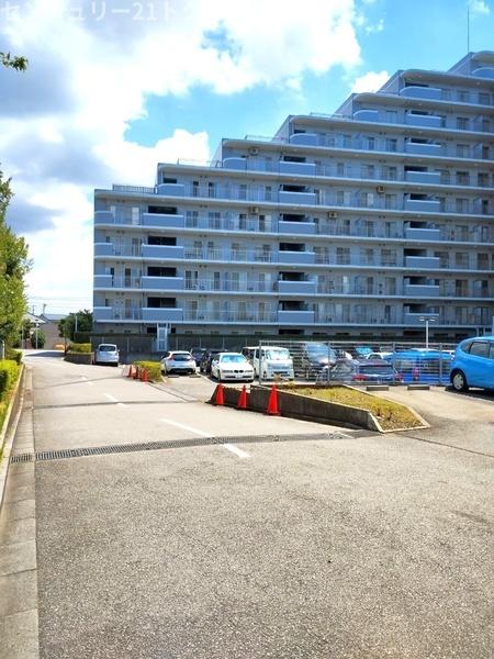 パストラルハイム佐倉志津弐番館(駐車場)