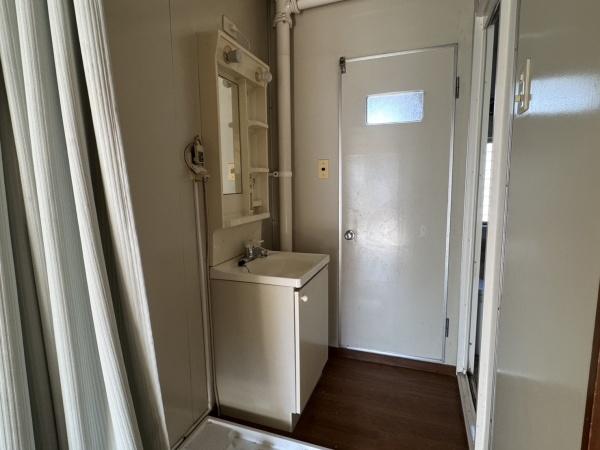 村上団地２街区２７号棟