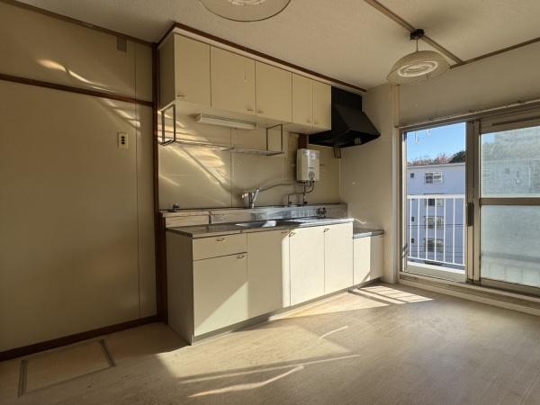 村上団地２街区２７号棟