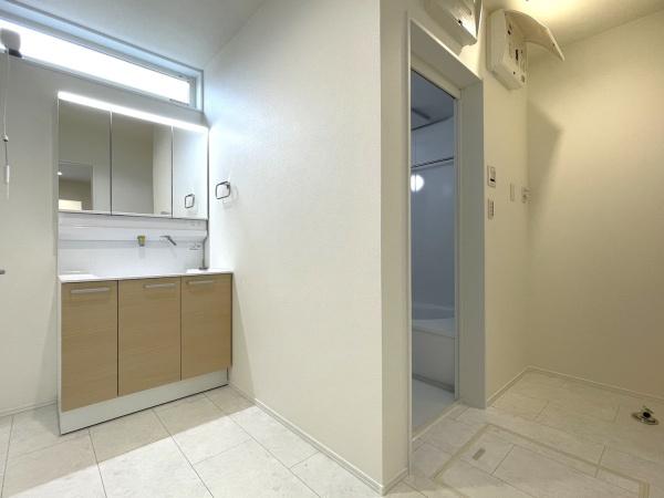 佐倉市六崎　新築