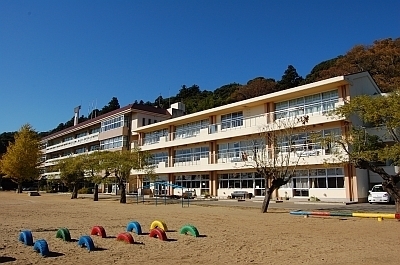 匝瑳市八日市場イの土地(匝瑳市立八日市場小学校)