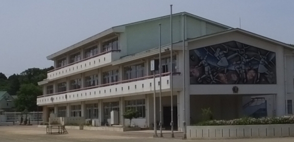 四街道市鷹の台４丁目の中古一戸建て(四街道市立吉岡小学校)
