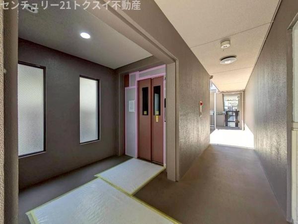 ベルドゥムール志津駅前