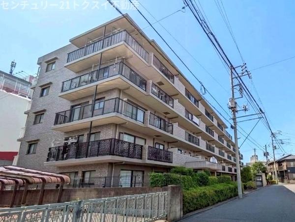 ベルドゥムール志津駅前