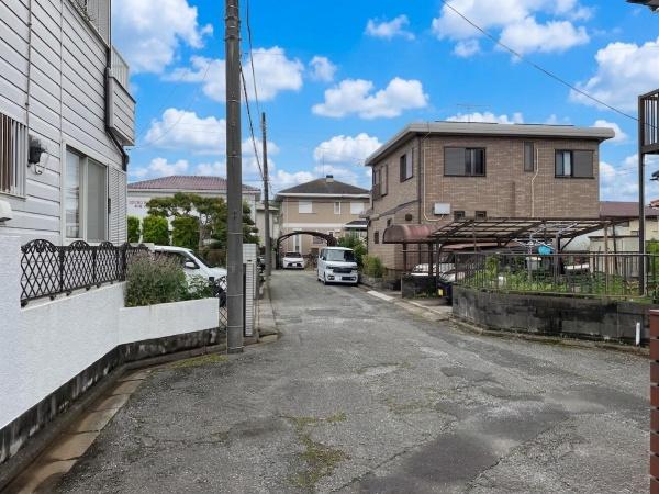 八街市八街い　中古