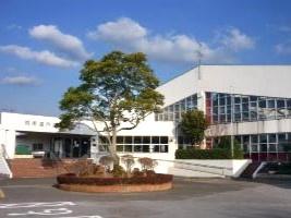 四街道市物井の中古一戸建て(四街道市温水プール)