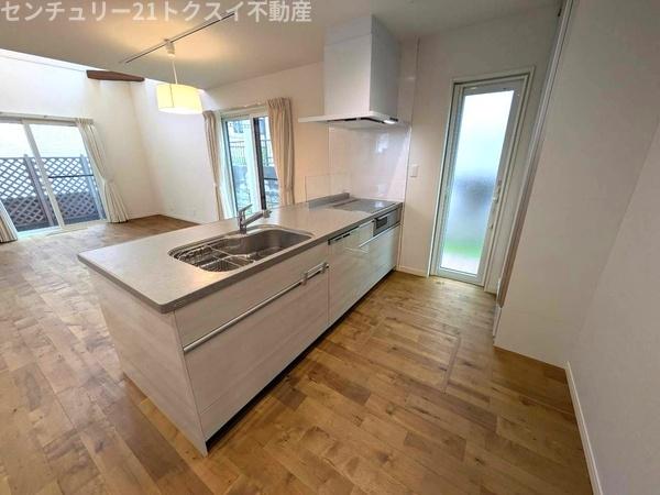 印旛郡酒々井町東酒々井１丁目の中古一戸建て
