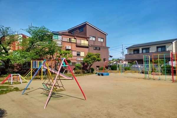 東大阪市六万寺町３丁目の新築一戸建(六万寺公園)