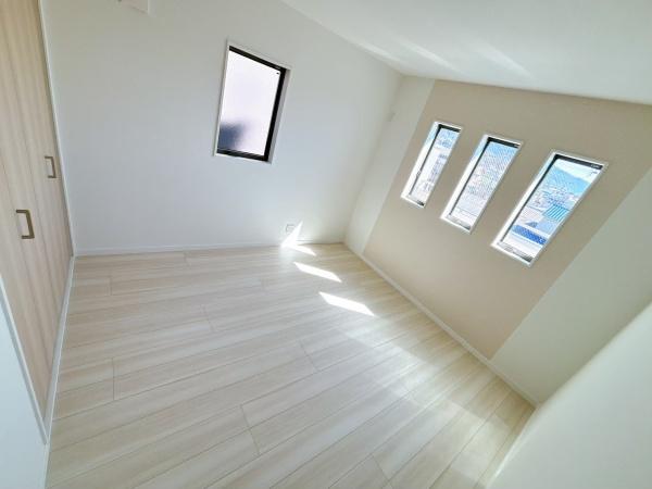 東大阪市鷹殿町の新築一戸建