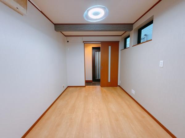 八尾市栄町１丁目の中古一戸建て