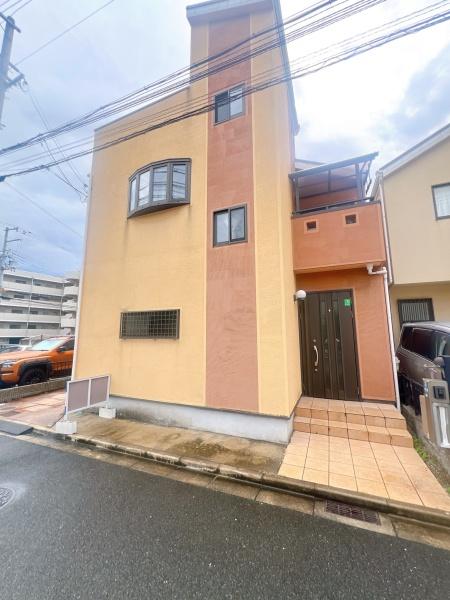 東大阪市六万寺町３丁目の中古一戸建