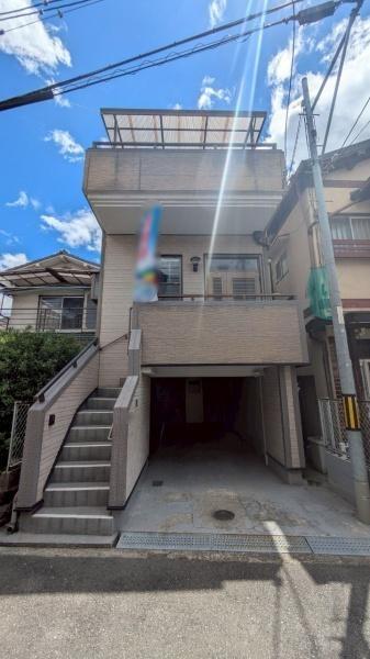 東大阪市中石切町１丁目の中古一戸建