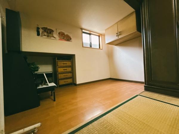 東大阪市南四条町の中古一戸建て