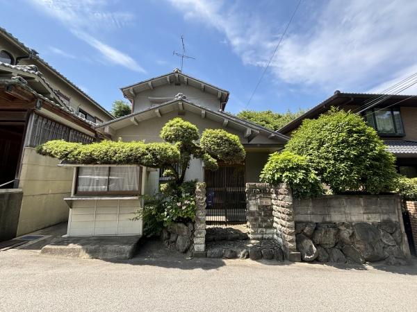 柏原市国分市場１丁目の中古一戸建