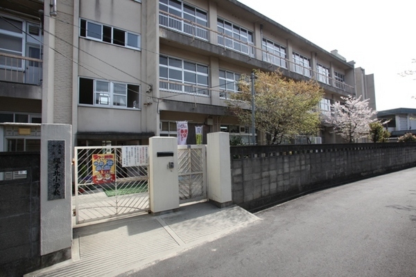 ヴェルジュ昭和町Ⅶ(東大阪市立縄手北小学校)