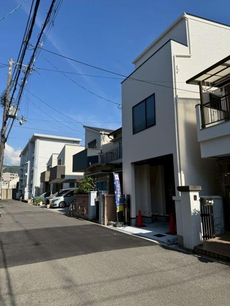 東大阪市花園東町２丁目の新築一戸建