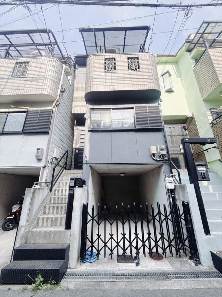 東大阪市六万寺町１丁目の中古一戸建
