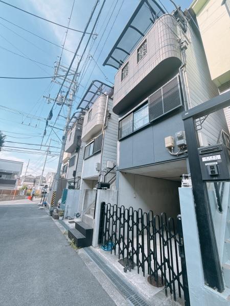 東大阪市六万寺町１丁目の中古一戸建て
