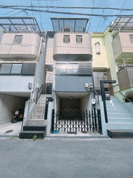 東大阪市六万寺町１丁目の中古一戸建て