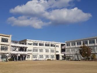 東大阪市昭和町の新築一戸建(東大阪市立縄手北小学校)