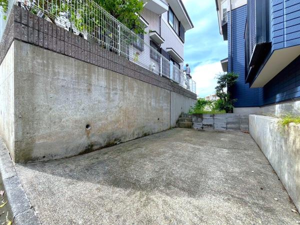 逗子市小坪３丁目の中古一戸建