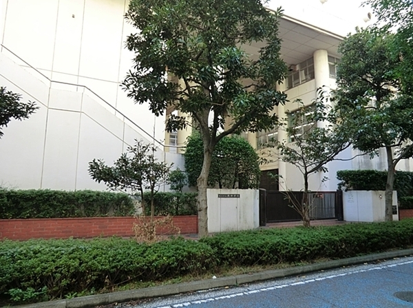 新山下ベイシティ第6号棟(横浜市立港中学校)