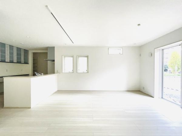 横浜市緑区十日市場町の新築一戸建