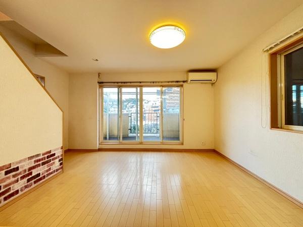 横浜市金沢区能見台通の中古一戸建