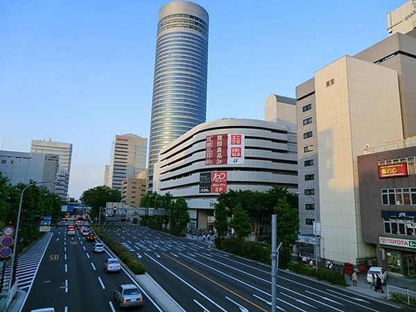 横浜市港北区篠原町の新築一戸建(成城石井新横浜プリンスペペ店)