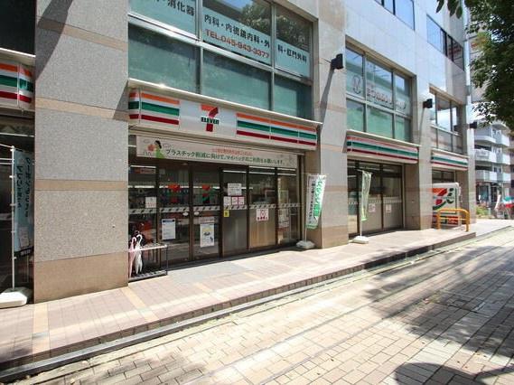 横浜市都筑区折本町の中古一戸建て(セブンイレブン横浜仲町台駅前店)
