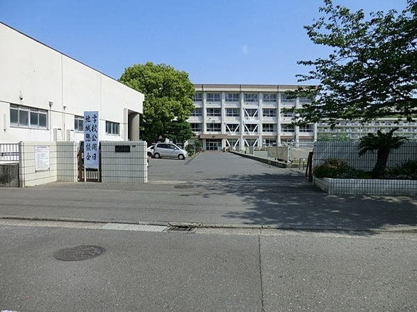 横須賀市武5丁目の新築一戸建(横須賀市立武山中学校)