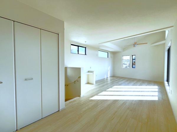 鎌倉市腰越５丁目の新築一戸建