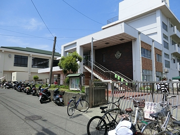 鎌倉市腰越4丁目の土地(鎌倉市立腰越中学校)