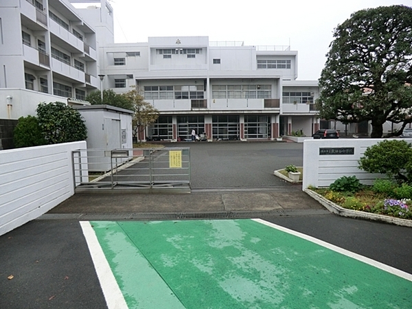 THE YOKOHAMA FRONT TOWER(横浜市立栗田谷中学校)
