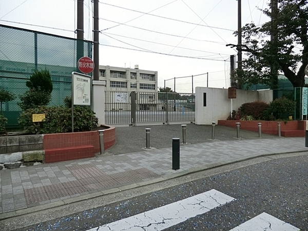 横浜市西区久保町の新築一戸建(横浜市立稲荷台小学校)