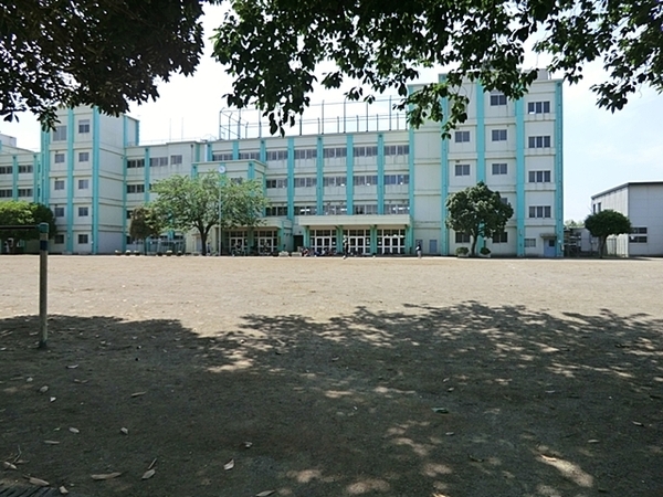 ハイネスアミティ鶴間壱番館(大和市立大野原小学校)