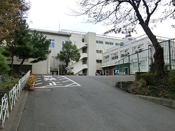 東急ドエルアルス上大岡(横浜市立南が丘中学校)