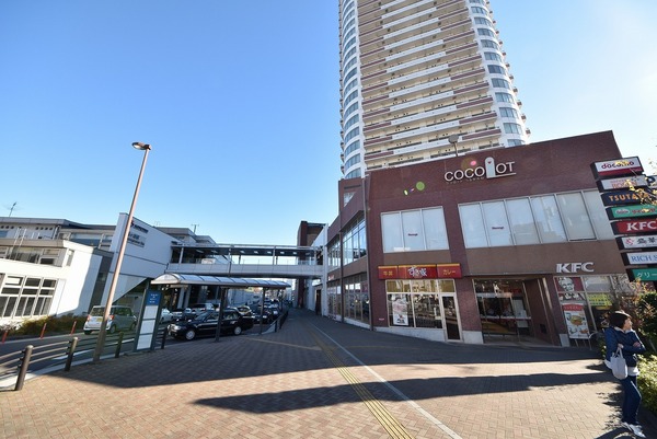 横浜市旭区鶴ケ峰本町3丁目の新築一戸建(ココロットつるがみね)