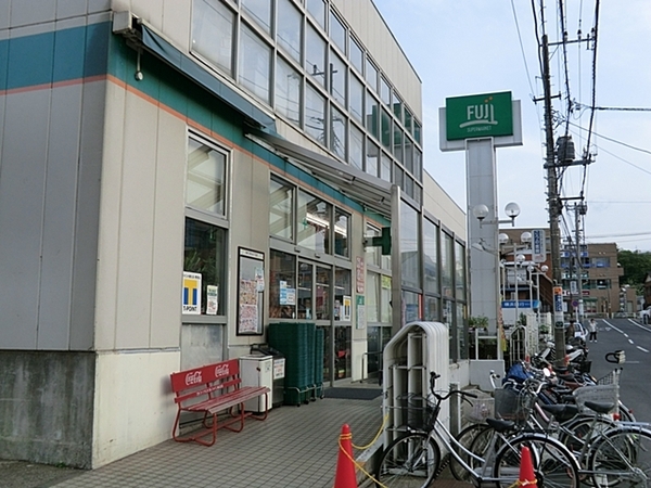 ファミールガーデン横浜・小机3番館(Fuji鳥山店)