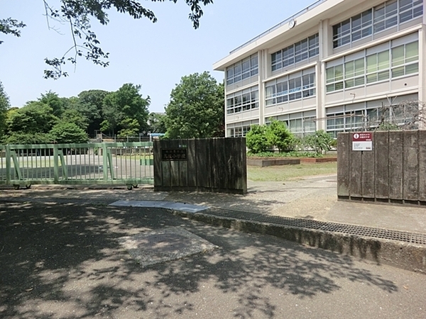 横須賀市浦賀丘3丁目の新築一戸建(横須賀市立高坂小学校)