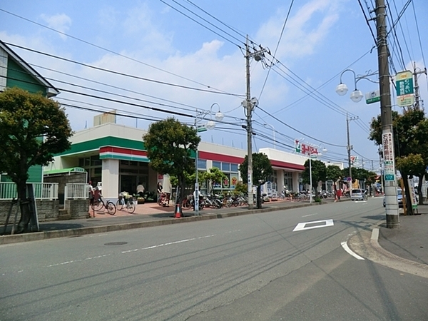 藤沢市亀井野4丁目の新築一戸建(ヨークフーズ藤沢六会店)