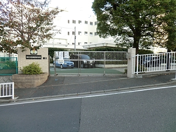県ドリームハイツ15号棟(横浜市立横浜深谷台小学校)