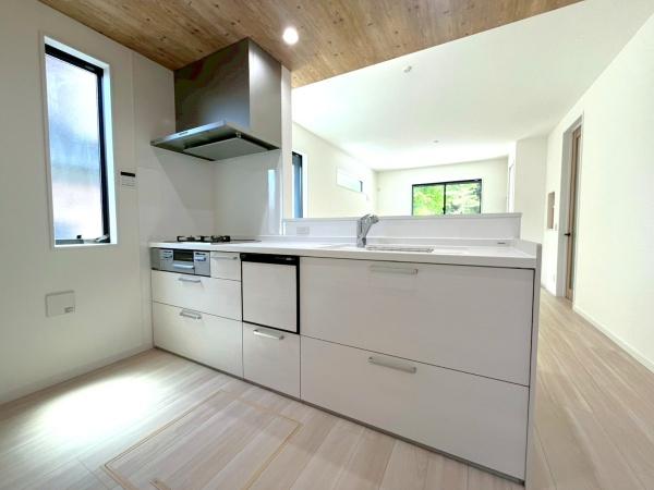 横須賀市湘南鷹取３丁目の新築一戸建