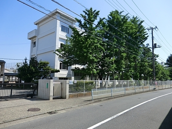 横須賀市佐原3丁目の新築一戸建(横須賀市立久里浜中学校)