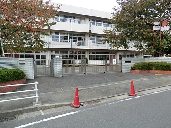 プリマシティD棟(横浜市立いぶき野小学校)