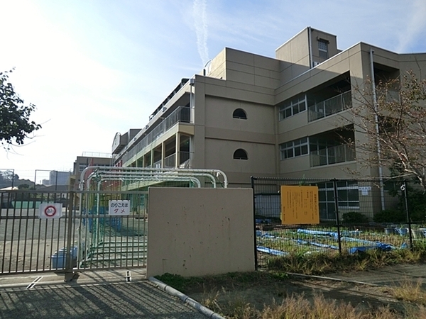 横浜市戸塚区戸塚町の新築一戸建(横浜市立下郷小学校)