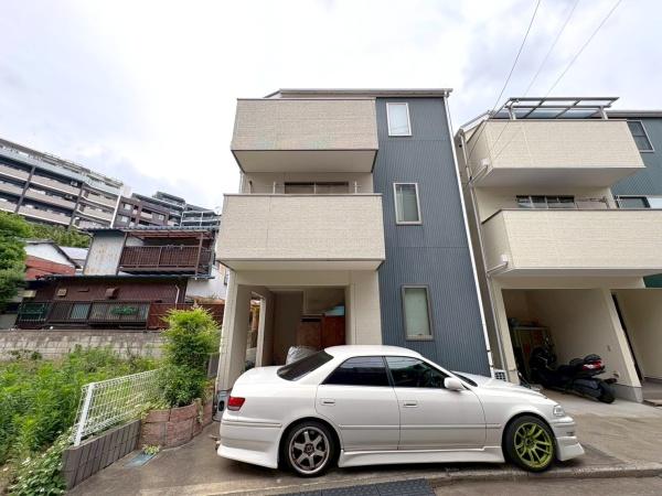 横浜市神奈川区神之木台の中古一戸建